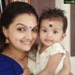 Saranya Mohan Instagram - 😘❤️