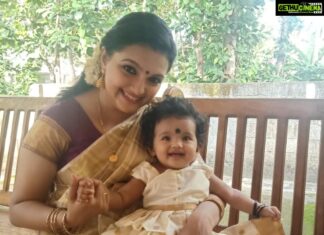 Saranya Mohan Instagram - Hello everyone 💕