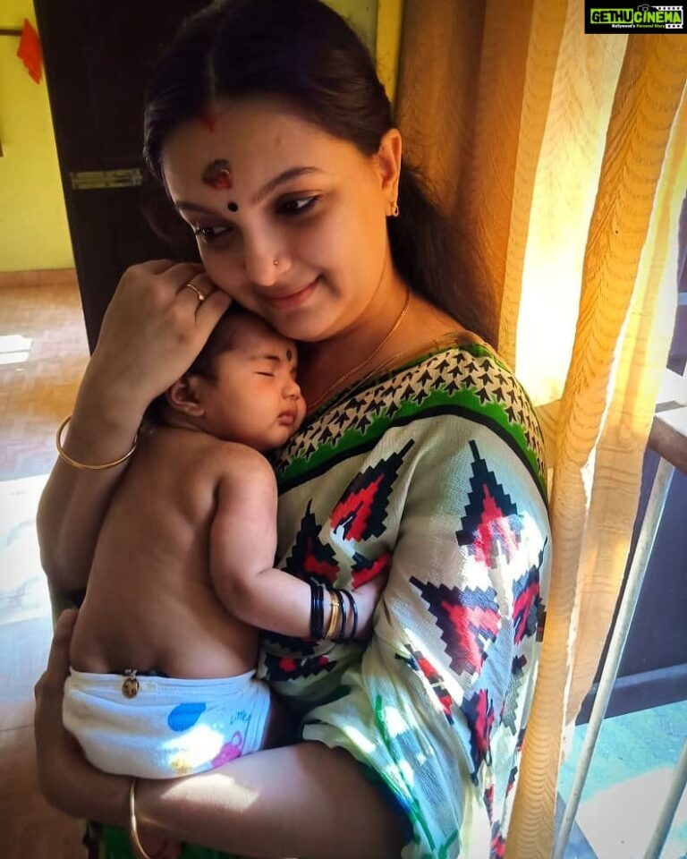 Saranya Mohan Instagram - Most beautiful feeling ever ❤️ Happy Mothers day 😊