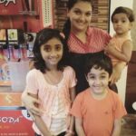 Saranya Mohan Instagram - With dear Janaki and Jagannath 😘😘😘 @sailanathnair