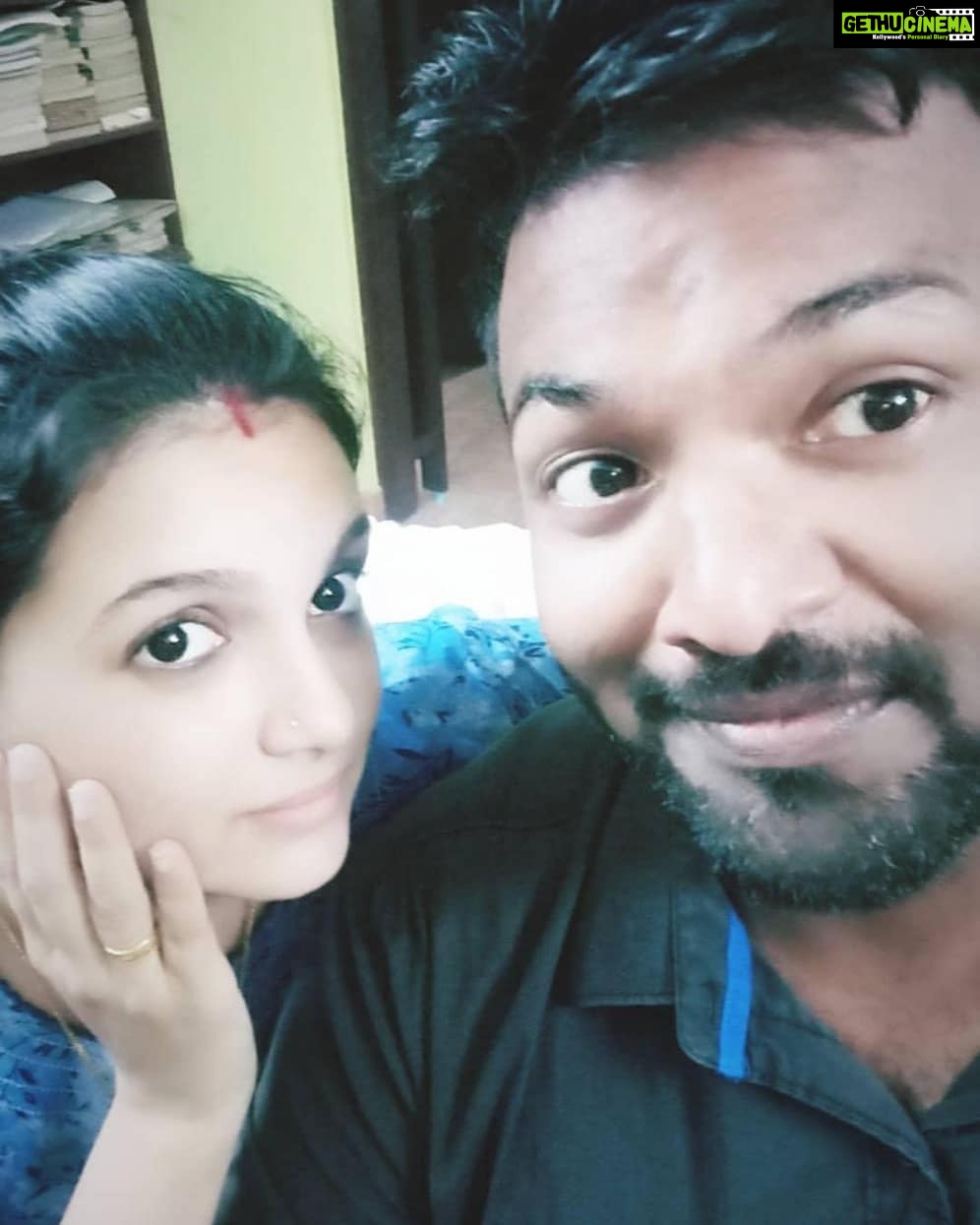 Saranya Mohan Instagram - Aiyyo Doctor sire Pallu vedana. 😜😜😜 Thiruvananthapuram, Kerala