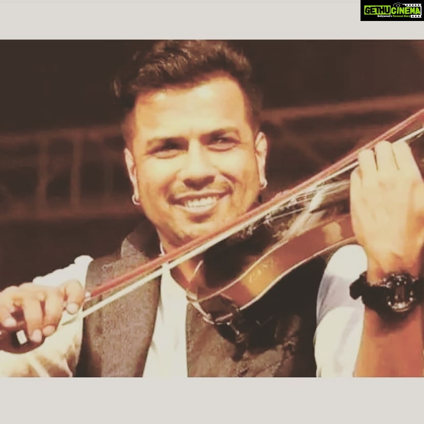 Saranya Mohan Instagram - We will miss you Balu chetta. Rest in Peace dear bro. #balabhaskar
