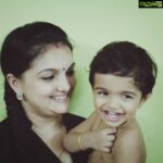 Saranya Mohan Instagram - Good Night dear friends ☺With my son paddu #instapics #saranyamohan #instago#instadaily #mallus#kerala#cinema Pic courtesy @swami_bro_