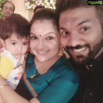 Saranya Mohan Instagram – When He is really not in the mood to take a selfie
#love#son#hubby#instapics#instagood#lovelife