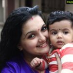 Saranya Mohan Instagram – Bubba and mamma missing pappa :*
#mom#son#love#life#mallus#saranyamohan#instapic#instahub#kerala#igers#igerskerala#instadaily#instahub#instagram
