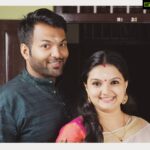 Saranya Mohan Instagram - Pic by @sabariaj for Mahilarathnam magazine. 7th month of my pregnancg period. #love#life#lovelife #instalove #instalike #hubby #husband#family#fun #mallus#saranyamohan #tamil Kovalam Beach, Kerala, India