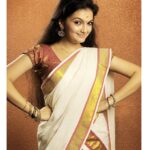 Saranya Mohan Instagram - Happy onam dear friends :) #Saranyamohan #onam#mallus#indian#actresses #tamil#kerala#instago#instagood #instagram