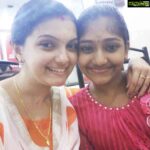 Saranya Mohan Instagram - Good evening dear friends #good #evening#niece#love#family #saranyamohan #actresses#mallus#indian#girls#instalike #fun#time