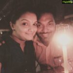 Saranya Mohan Instagram – #selfie#hubby#instalike#igers#igr_kerala #igr_india #instadaily #instahub#instamood#smile#saranyamohan#actress