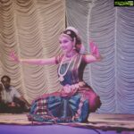 Saranya Mohan Instagram – #dancer #stage#performance#dance#bharatanatyam#love#actress #movie#instalike#instagram#instahub#beautiful#love#life#