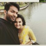 Saranya Mohan Instagram - back waters and Us !! #backwaters#love#kerala#life#happy#igersindia #igerskerala #mallu#instalike#instadaily #instahub#Saranyamohan #kollam#aqua#serene