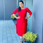 Sarayu Mohan Instagram - More red bcz it's dec!@ifabsalwars