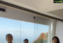 Sarayu Mohan Instagram - When u dress alike it’s time for a reel! Miss u guys! @rebinabasheer @fabitha_bashi @parakkatnatureresortmunnar