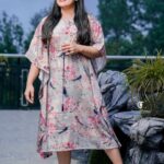Sarayu Mohan Instagram - Kafthan -A perfect choice for a holiday Wearing @nilavs_couture @sass_make_up_studio @chennaiframes @parakkatnatureresortmunnar Munnar