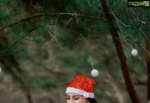 Sarayu Mohan Instagram - Merry Xmas♥️ @lepapillonkochi5 @_story_telle__r @_arya_jithins_makeover