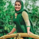 Sarayu Mohan Instagram - Eid Mubarak ♥️ @arif_ak_photography @meeramax_makeupartist @anuthreadsbridalstudio @meeramax_academy @nihararesorts Nihara Resort and Spa