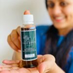 Sarayu Mohan Instagram - Pamper yourself with @cocorootsorganic ❤️ Consists of rich and natural ingredients which deeply nourishes hair follicles... Being at home,started a new routine with @cocorootsorganic and already loving this product...as I like that aroma of pure coconut oil and other natural ingredients I don’t use shampoo,and love to leave the oil with that cooling effect whole day😍 Checkout @cocorootsorganic for more Thank u @cocorootsorganic for this bottle of purity ❤️ Earring @classic_by_anu