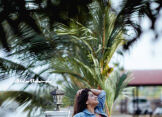 Sarayu Mohan Instagram - Denim day! @stuffsunique1 jacket @akhil_po clicks♥️ Heera Waters