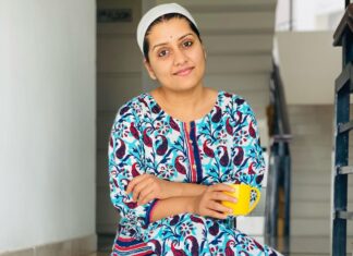 Sarayu Mohan Instagram - Gudmrng! Have a nice day friends! Wearing this comfortable kurthi pants from @anokhi_traditional Thank u dear❤️ Chilavannoor