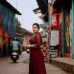 Sarayu Mohan Instagram – Street and clicks!

@akhil.aklopz clicks♥️
@merakidesigns_by_nancyabraham gown♥️ Thalassery തലശ്ശേരി