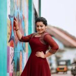 Sarayu Mohan Instagram – Street and clicks!

@akhil.aklopz clicks♥️
@merakidesigns_by_nancyabraham gown♥️ Thalassery തലശ്ശേരി