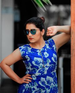 Sarayu Mohan Instagram - Bluetified! sudden shoots and satisfying results... That's a surprising combo! Thank u so much @jilappi U were too cool... ♥️