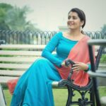 Sarayu Mohan Instagram - @ann_digital_media_concepts_ click @chakitha_designs costume A casual eve click