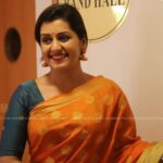Sarayu Mohan Instagram - Weddings#saree love#❤