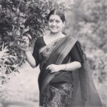 Sarayu Mohan Instagram - 😉