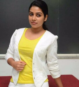 Satna Titus Instagram - #Satnatitus #Bikshagadu #Tollywood #kollywood #Indianactress