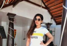 Satna Titus Instagram -