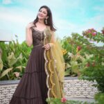 Saumya Tandon Instagram - Indian wear is closest to heart. Pictures @girish_rajput_photography Outfit @salianbyanushree #indianwear #fashion