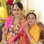 Sayyeshaa Saigal Instagram - Happy birthday to my most precious mama. You are irreplaceable ❤️ I love you 😍❤️❤️❤️❤️ @shhaheen #birthday#mama#loveher#bestmumever