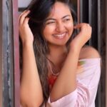 Shaalin Zoya Instagram – Jab se tere naina.. mere naino se.. laage re.. ❤️