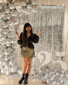 Shaalin Zoya Instagram - It’s all Silver! Because it’s my silver jubilee. Yes I’ve turned 25…. Yeeeeeaiiiiiiiii🎉