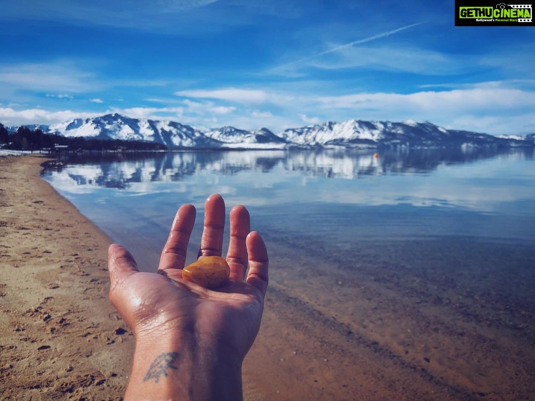 Shakthisree Gopalan Instagram - Proof that I got rock for friend :) Water was ice cold and the view breathtaking. Felt like I was in a painting - real life immersive experiences π #laketahoe #latergram #postcard Lake Tahoe