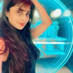 Shamlee Instagram – As free as the blue around me 💙