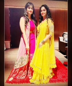 Shamlee Instagram - Diwali ‘21 🪔🪔🪔 Styling - @rehanabasheerofficial hair - @uma_pooja