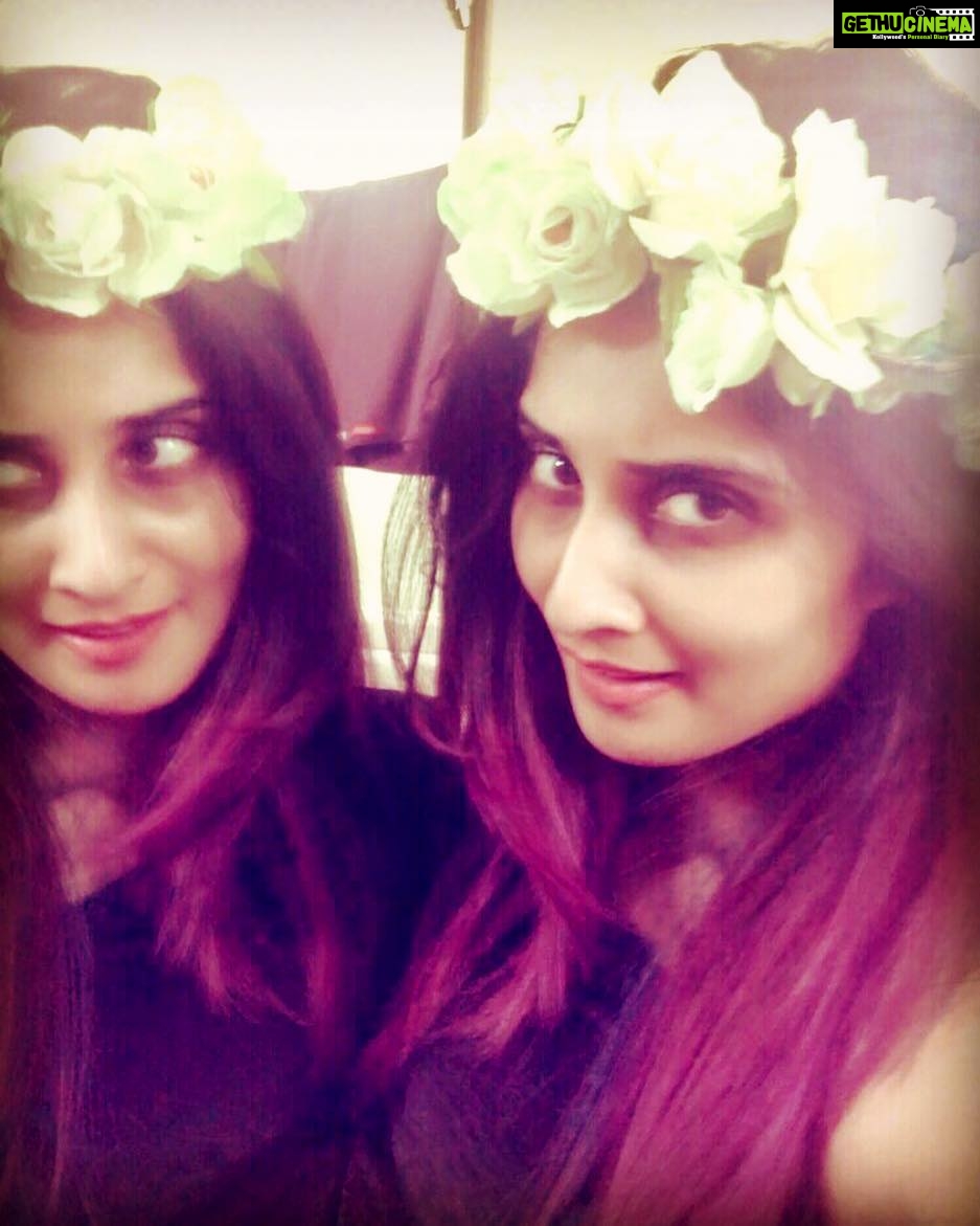Shamlee Instagram - When in doubt, do not pout 🧞♀️🧞♀️