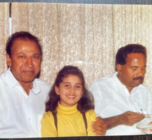 Shamlee Instagram - Yet another throwback picture with Dr. Rajkumar acclaimed as one of the greatest actors in Indian Cinema‼️ #kannada #kannadafilm #kannadamovies #kannadamusic #karnataka #drrajkumar #instagood #moviebuff