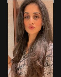 Shamlee Instagram - Just like that come my way❣️❣️