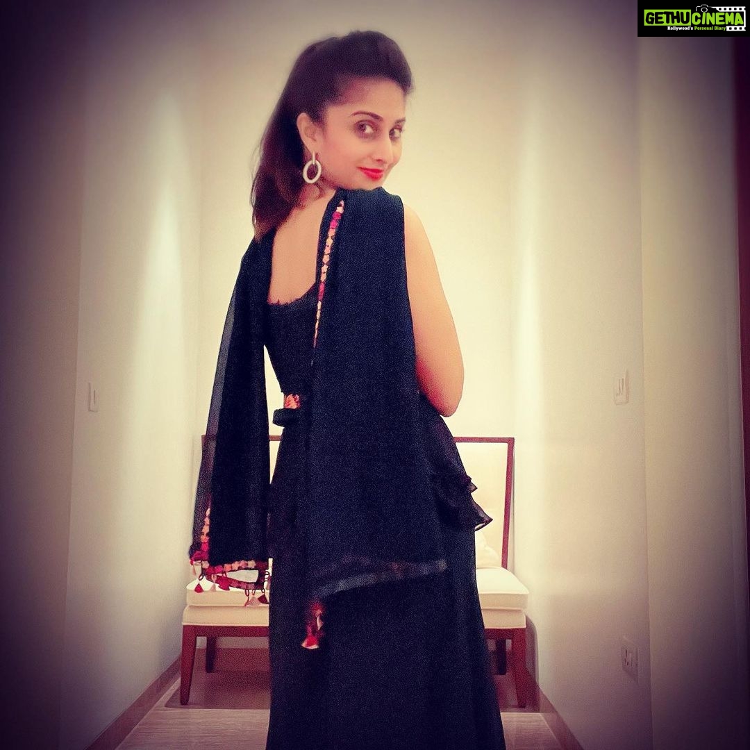 Shamlee Instagram - I could simmer down but I like myself wen I’m all fiesty and *#%!