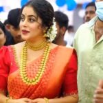 Shamna Kasim Instagram - Styling: @sabarinathk_ Saree : @kanchivaram.in Jwellery: @kushalsfashionjewellery Hair: @dream_shades71