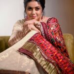 Shamna Kasim Instagram – Styled by @officialanahita
Outfit: @sindhureddyofficial
Earr: @kushalsfashionjewellery
Makeup&hair: @danam_mua
Pics: @68focus_photography
Personal staff: @bhanu.reshma.90