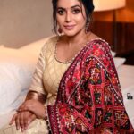 Shamna Kasim Instagram – Styled by @officialanahita
Outfit: @sindhureddyofficial
Earr: @kushalsfashionjewellery
Makeup&hair: @danam_mua
Pics: @68focus_photography
Personal staff: @bhanu.reshma.90