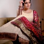 Shamna Kasim Instagram - Styled by @officialanahita Outfit: @sindhureddyofficial Earr: @kushalsfashionjewellery Makeup&hair: @danam_mua Pics: @68focus_photography Personal staff: @bhanu.reshma.90