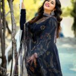 Shamna Kasim Instagram - Rise and Shine… Costume: @bhargavikunam Makeup & hair : @emraanartistry Jwellery: @petalsbyswathi Pics: @v_capturesphotography Personal staff: @bhanu.reshma.90 Don’t miss fun filled show #comedystarsdhamaka #maatv every Sunday at 12pm…. #lovemyjob ❤️