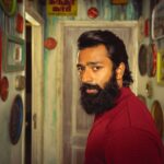 Shanthanu Bhagyaraj Instagram - When Life decides to test you with a Roller Coaster ride ... pushes you to the Maximum limit .... You tell your inner self- “இதுக்கு மேல என்ன டா நடக்க முடியும் ? ? ? காத்திருக்கலாம்.. பொறுமையா“ Pc : @atitan.studio Location : @bnbboutique_chennai Design hub of @bricksnbeams