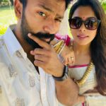 Shanthanu Bhagyaraj Instagram - Kiki தொல்லை - Photo தொல்லை Being Goofy with @kikivijay11 🤪