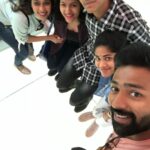 Shanthanu Bhagyaraj Instagram - #Throwback to the fun #Dubai days with this bunch of fun loving hooligans 😍😀 @kikivijay11 @deepak__ravi @minnie2400 #Shwetha